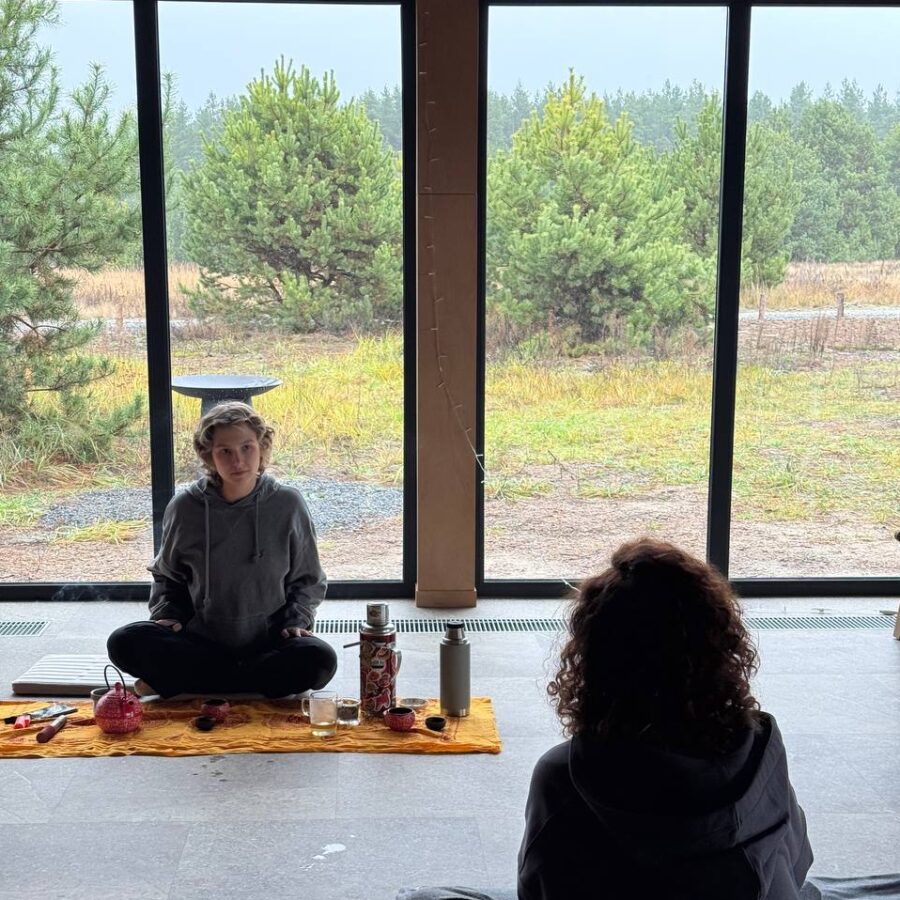 "Ранок м’якого пробудження"  Дихальні практики • Саундхілінг • Чаювання